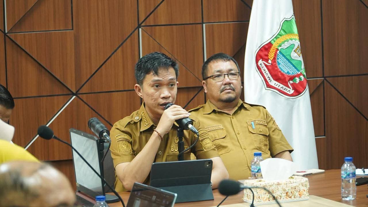 Bupati Konawe Utara Pimpin Rapat Koordinasi KIE Pengelolaan Persampahan